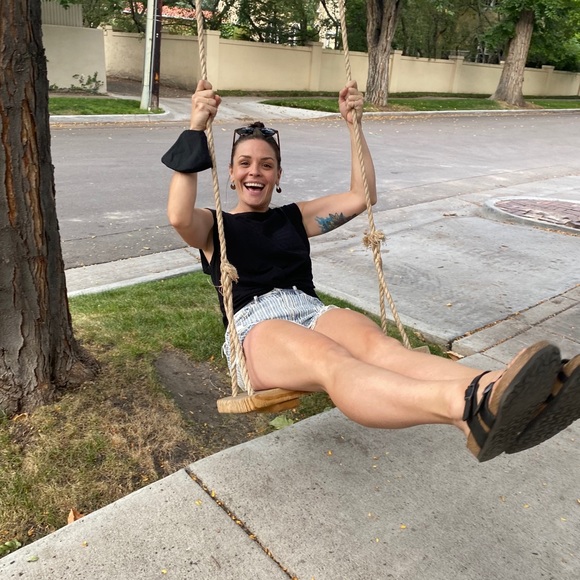 Meet your Posher, Mackenzie - Picture 1 of 1